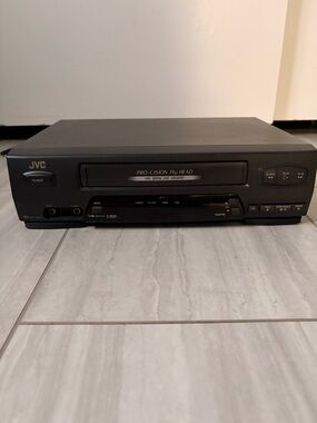 JVC HR-A34U VCR VHS Player. Tested and works No remote